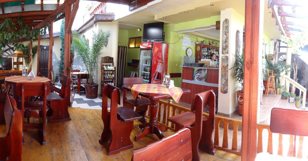 Guest House Rosa Kiten  Exterior foto