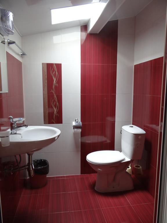 Guest House Rosa Kiten  Zimmer foto